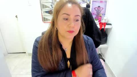 Snapshot of camixxx_m chatting on May 2026 11:16:01 AM camixxx_m online show from May 2026 11:16:01 AM