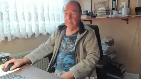 Snapshot of cammee chatting on February 2025 08:42:01 AM Cammee online show from February 2025 08:42:01 AM