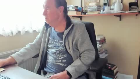 Snapshot of cammee chatting on February 2025 09:45:01 AM Cammee online show from February 2025 09:45:01 AM