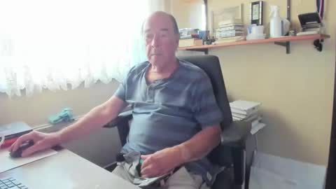 Snapshot of cammee chatting on September 2025 07:03:02 AM Cammee online show from September 2025 07:03:02 AM