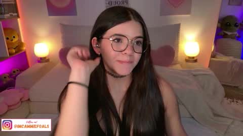 Snapshot of cammiefoalss chatting on February 2026 08:54:01 PM Lets reach 200 thumbs up online show from February 2026 08:54:01 PM