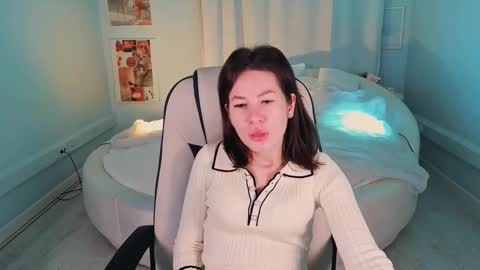 Snapshot of cammila_cute chatting on October 2025 03:05:02 PM Camilla online show from October 2025 03:05:02 PM