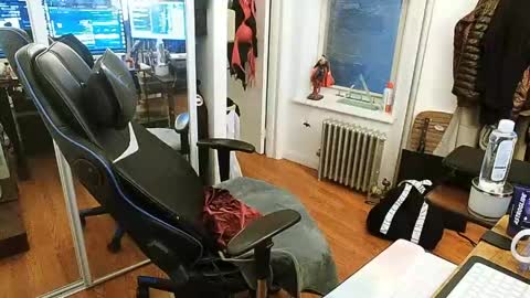 Snapshot of cammy_ho chatting on May 2026 10:51:01 PM cammy_ho online show from May 2026 10:51:01 PM