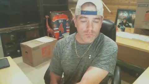 Snapshot of canadianboi6969 chatting on October 2025 06:43:02 AM CanadianBacon6969 online show from October 2025 06:43:02 AM