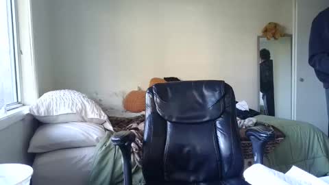 Devon online show from January 2025 09:00:01 PM