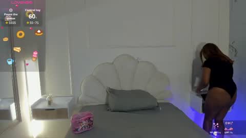 Snapshot of candaceowens chatting on June 2026 06:13:02 AM candaceowens online show from June 2026 06:13:02 AM