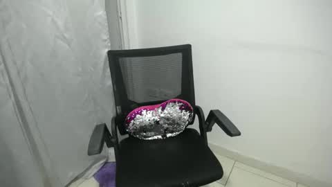 cumorsmooke online show from February 2025 05:12:02 AM