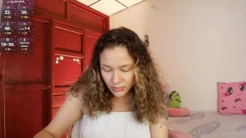Snapshot of candase_ chatting on June 2026 07:26:02 PM Candase online show from June 2026 07:26:02 PM