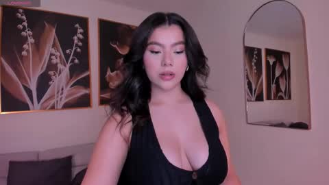 Snapshot of candaserussell chatting on February 2026 10:06:01 PM Candanse R online show from February 2026 10:06:01 PM