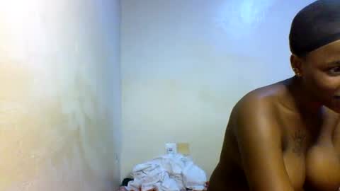 Snapshot of candiedolly chatting on June 2026 05:08:01 PM Candie online show from June 2026 05:08:01 PM