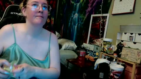 Candi online show from July 2026 02:05:17 AM
