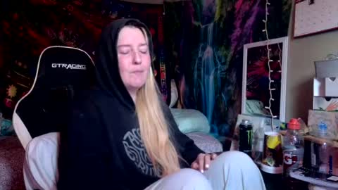 Candi online show from July 2026 04:39:33 PM