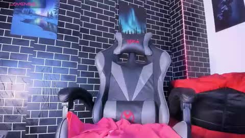 candresruiz online show from December 2025 11:30:02 AM