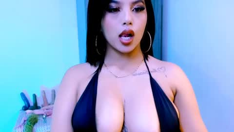 Snapshot of candy__beauty1 chatting on May 2026 03:40:01 PM candy online show from May 2026 03:40:01 PM