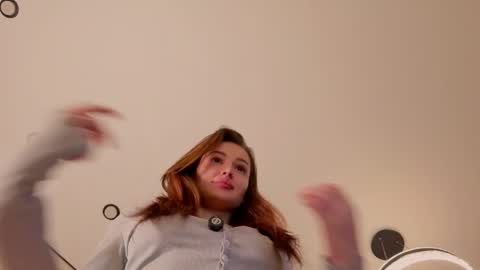 Snapshot of candy_aanna chatting on May 2026 06:12:02 PM Hey there Im Anna 21 years old online show from May 2026 06:12:02 PM