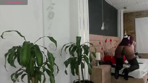 candy_bony online show from February 2025 10:47:01 PM