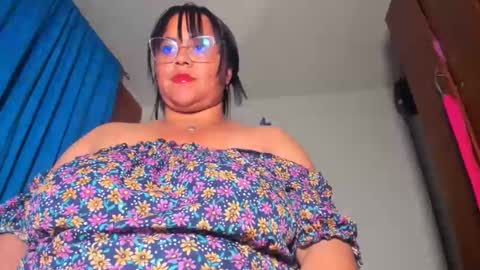 Snapshot of candy_browm1 chatting on May 2026 01:56:01 AM Candy Brown online show from May 2026 01:56:01 AM