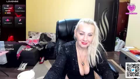Snapshot of candy_hellenx chatting on December 2024 08:26:01 AM candy_hellenx online show from December 2024 08:26:01 AM