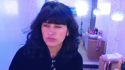 Candy online show from January 2025 08:43:01 PM