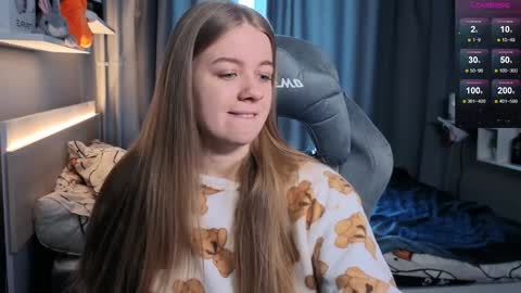 Snapshot of candy_meggie chatting on February 2025 12:44:01 PM Megan online show from February 2025 12:44:01 PM