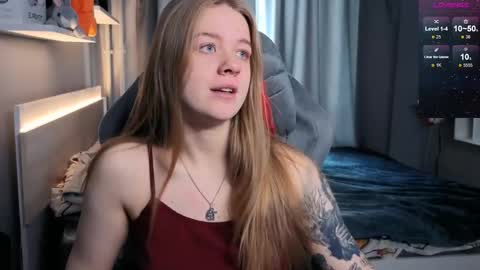 Snapshot of candy_meggie chatting on February 2025 09:45:01 AM Megan online show from February 2025 09:45:01 AM