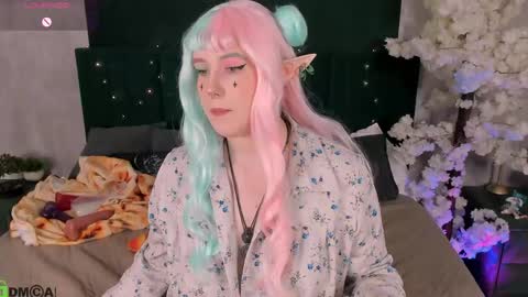 Snapshot of candy_yeah chatting on May 2026 01:13:01 AM Mary online show from May 2026 01:13:01 AM