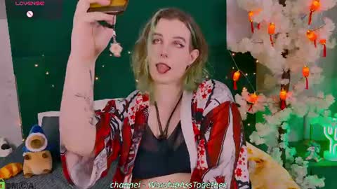 Snapshot of candy_yeah chatting on June 2026 01:06:02 AM Mary online show from June 2026 01:06:02 AM