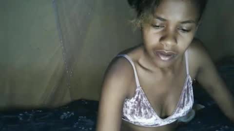 candybrown001 online show from October 2025 07:00:01 PM