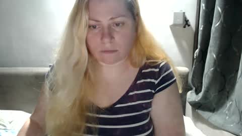 Laura online show from February 2025 05:37:01 PM