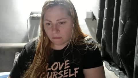 Laura online show from February 2025 08:01:01 PM