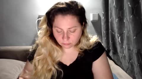 Laura online show from March 2026 06:30:02 PM