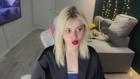 You can call me HH online show from April 2026 04:00:02 PM