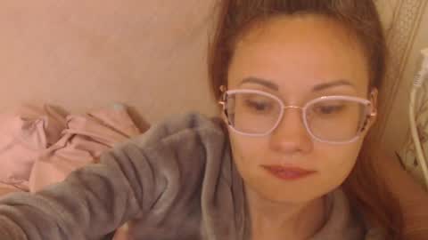 Snapshot of candylady136 chatting on April 2026 01:39:02 PM say meow and send tip online show from April 2026 01:39:02 PM