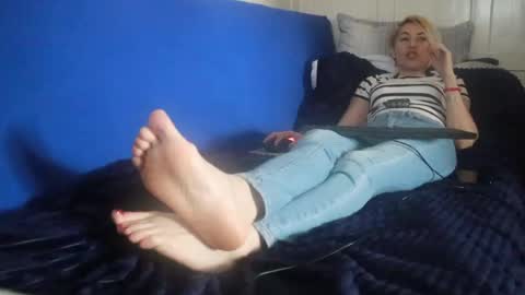Snapshot of candylondon86 chatting on May 2026 12:21:01 PM Goddess Diana online show from May 2026 12:21:01 PM