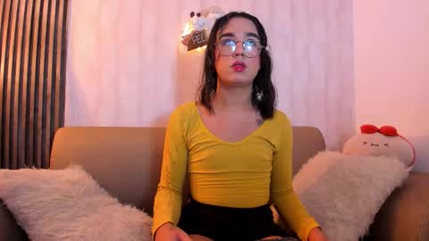 candypink12 online show from December 2025 05:15:02 AM