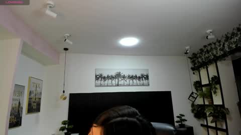 Snapshot of candyre chatting on October 2025 08:20:02 PM C A N D Y online show from October 2025 08:20:02 PM