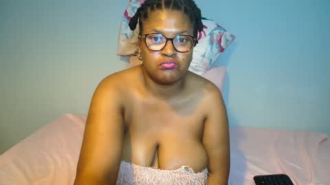candyyumsaerolaxx online show from May 2026 07:10:02 PM