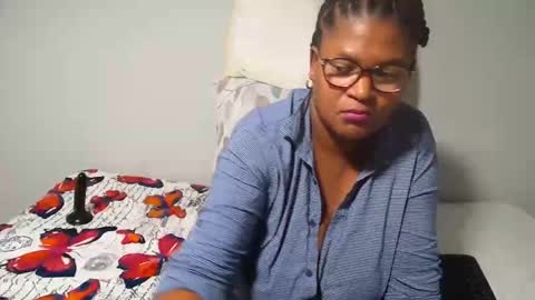 candyyumsaerolaxx online show from May 2026 06:09:01 PM