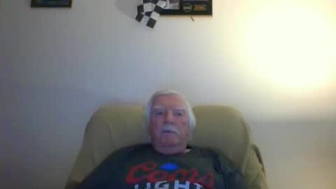 Snapshot of capecod21 chatting on March 2025 11:48:01 AM capecod21 online show from March 2025 11:48:01 AM