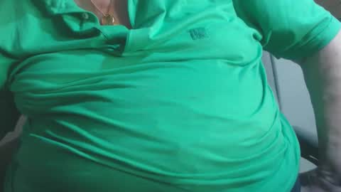 Snapshot of capitanfuturo44 chatting on September 2025 12:06:01 PM Cinzia ex regina online show from September 2025 12:06:01 PM