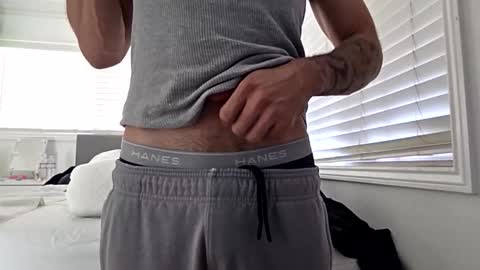 cappinrc8 online show from December 2025 07:42:01 PM