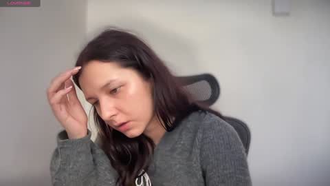 Emma online show from January 2025 01:31:02 PM