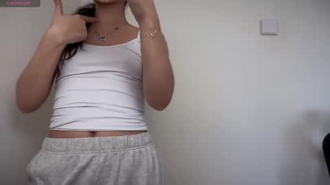 Emma online show from February 2025 09:09:01 AM