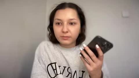 Emma online show from November 2025 06:24:01 AM