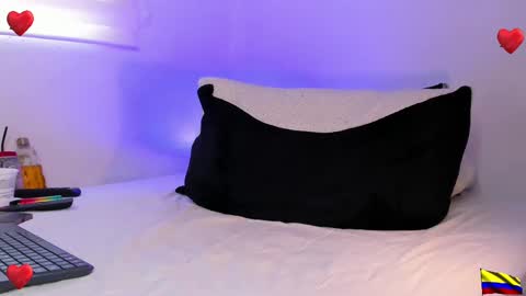 caprywilliams online show from February 2025 08:45:01 PM