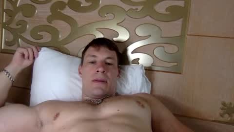 Snapshot of capt_oliver chatting on April 2026 08:24:01 AM follow my twitter online show from April 2026 08:24:01 AM