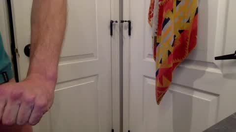 Snapshot of captiandrain chatting on January 2025 12:28:01 AM Jay online show from January 2025 12:28:01 AM