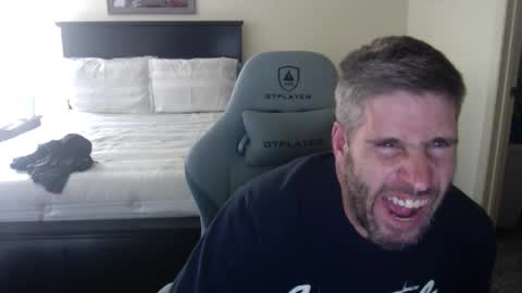 Snapshot of captmorgan30263 chatting on October 2025 08:32:02 PM captmorgan30263 online show from October 2025 08:32:02 PM