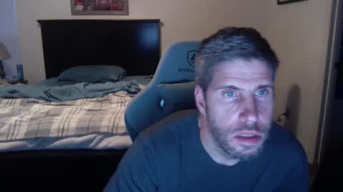 Snapshot of captmorgan30263 chatting on October 2025 10:43:02 PM captmorgan30263 online show from October 2025 10:43:02 PM