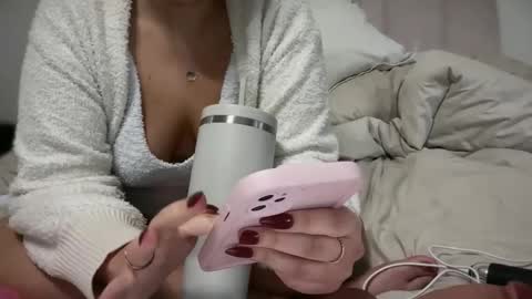 Cara Bou online show from March 2026 08:26:01 PM